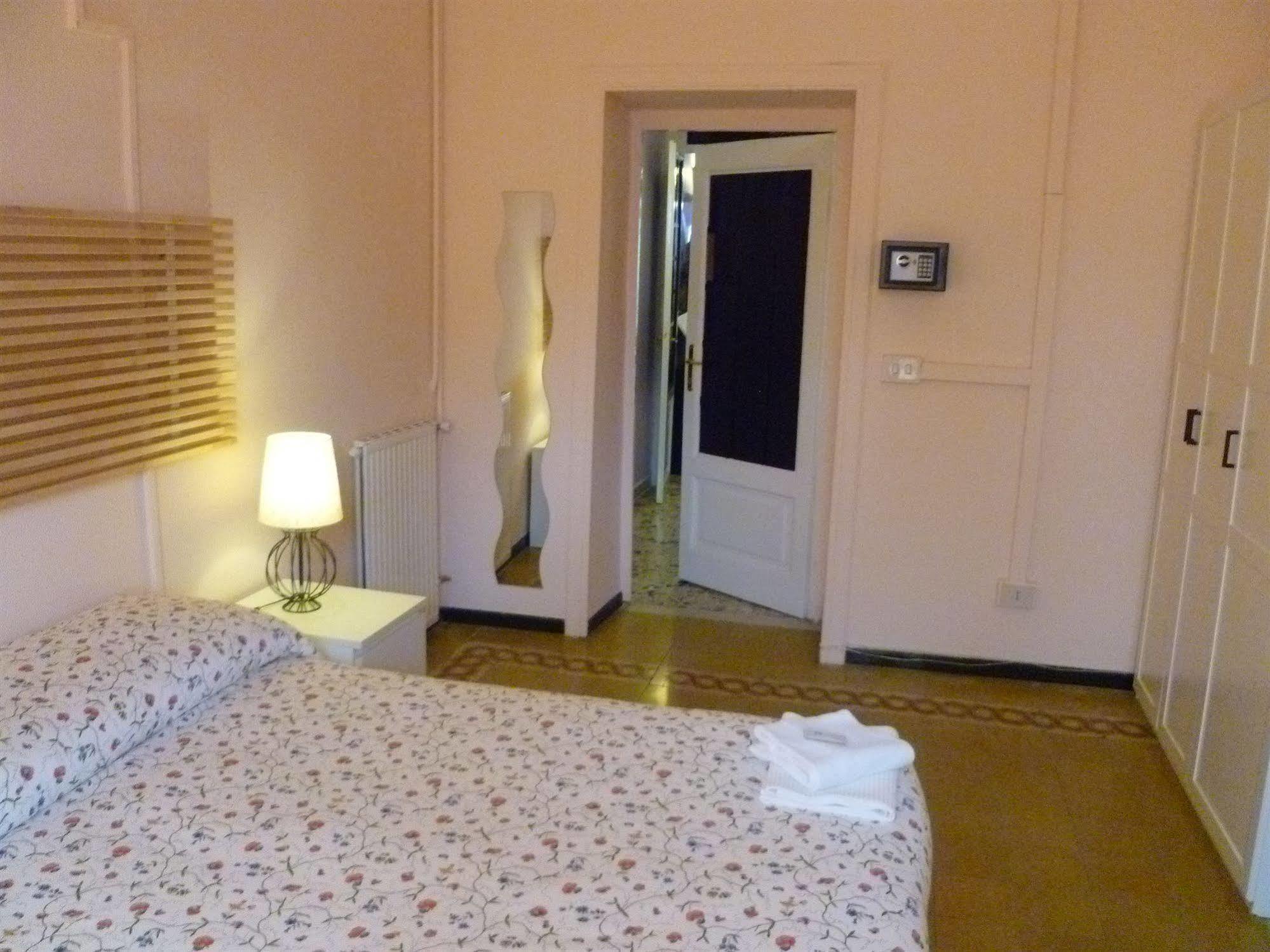 Carlo Alberto House Rome Buitenkant foto