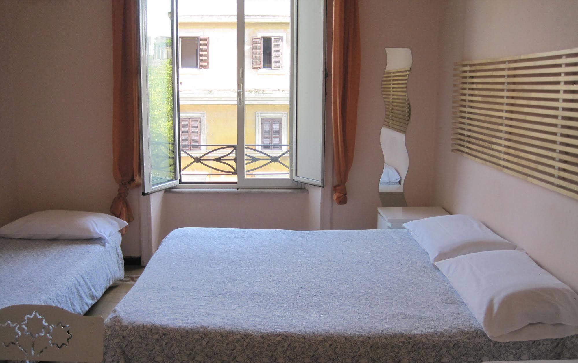 Carlo Alberto House Rome Buitenkant foto
